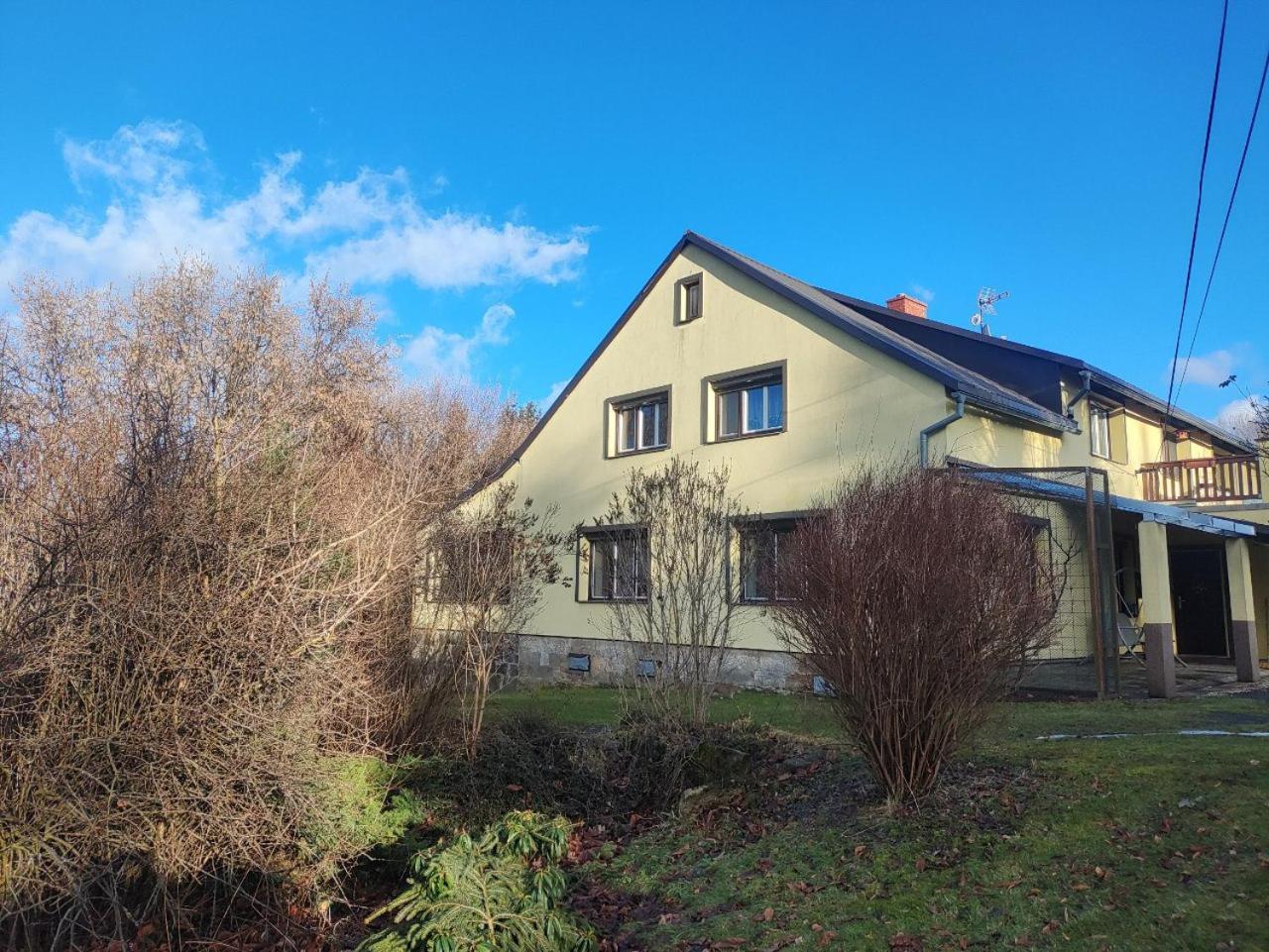 Na Kopci 84 Apartman Stare Krecany Kültér fotó